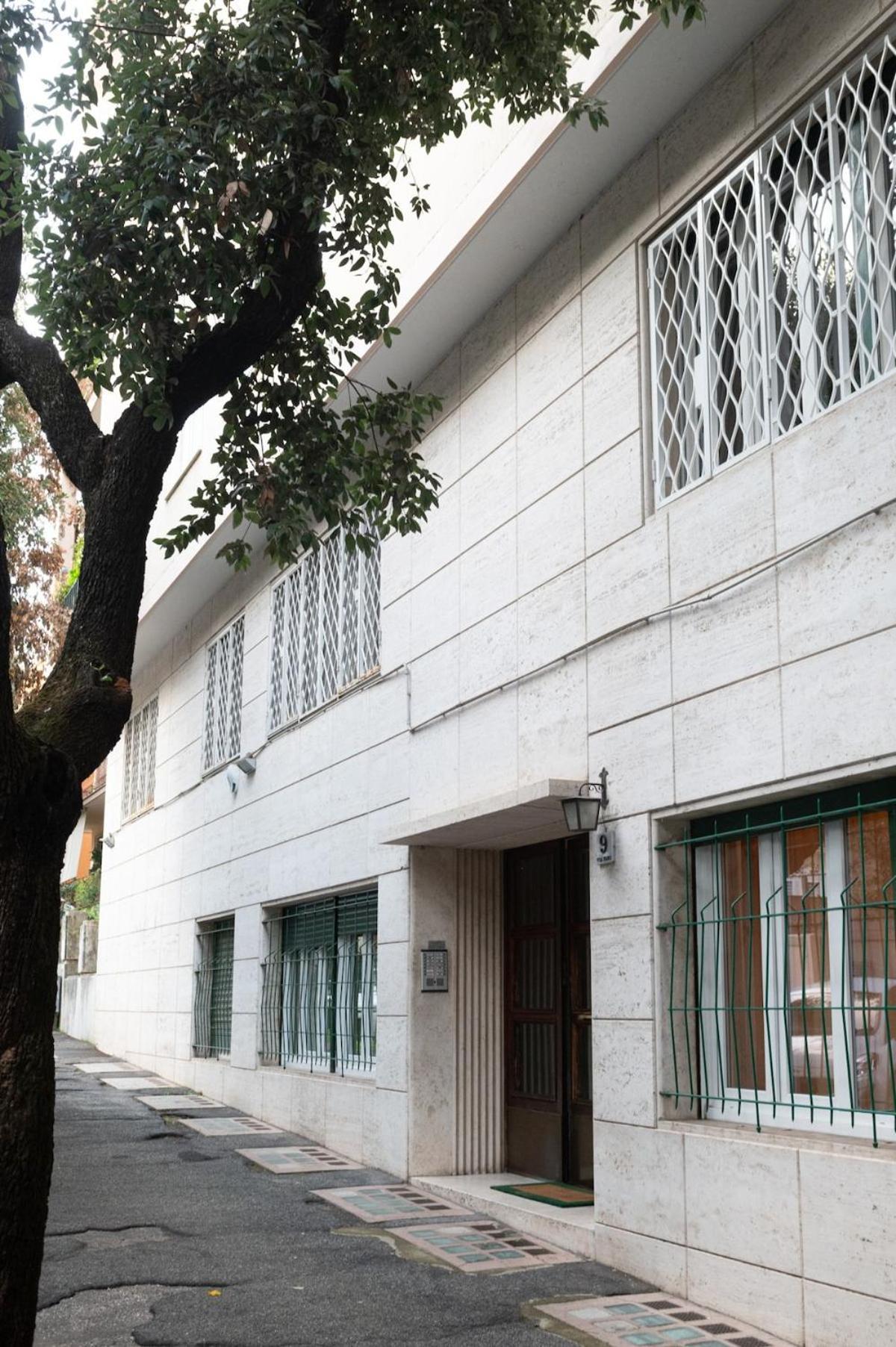 Maddalena's Quiet Retreat Near Ada Roma
